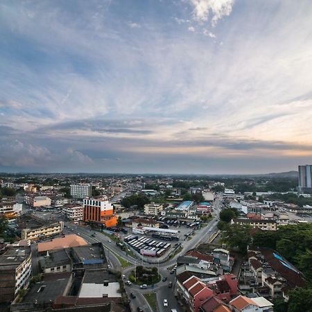Jomstay Majestic Premier Suites Ipoh Exterior foto